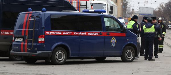 Сотрудники правоохранительных органов у станции метро в Санкт-Петербурге Сотрудники правоохранительных органов у станции метро в Санкт-Петербурге - Sputnik Южная Осетия