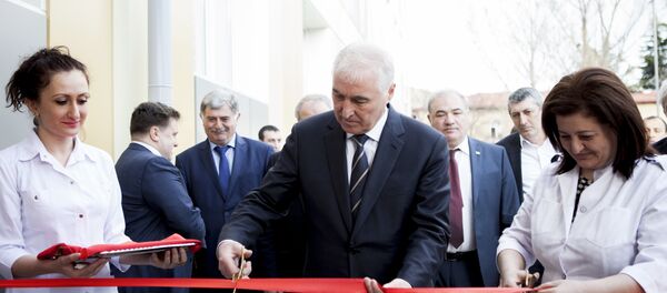 Открытие детской больницы в Цхинвале Открытие детской больницы в Цхинвале - Sputnik Южная Осетия