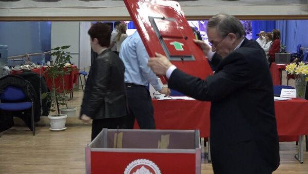 Подсчет голосов: кадры с одного из участков в Цхинвале2 - Sputnik Южная Осетия