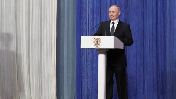 Президент РФ В. Путин посетил торжественный вечер, посвящённый Дню войск Росгвардии - Sputnik Южная Осетия