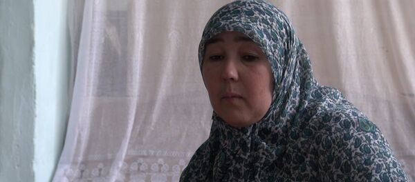 Мать подозреваемых в организации терактов в Петербурге Азимовых не верит в виновность детей Мать подозреваемых в организации терактов в Петербурге Азимовых не верит в виновность детей - Sputnik Южная Осетия