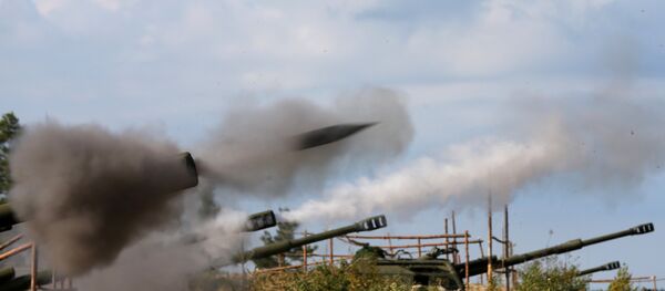 Работа российских артиллеристов САУ Мста-С Работа российских артиллеристов САУ Мста-С - Sputnik Хуссар Ирыстон