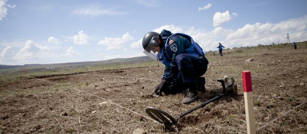 Саперы МЧС России Саперы МЧС России - Sputnik Хуссар Ирыстон