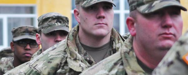 Американские инструкторы во время очередного этапа подготовки подразделений ВСУ - Sputnik Южная Осетия