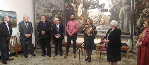 Открытие выставки Вадима Каджаева во Владикавказе Открытие выставки Вадима Каджаева во Владикавказе - Sputnik Южная Осетия