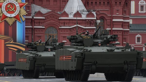 Боевая машина пехоты (БМП) на гусеничной платформе Курганец-25 на военном параде на Красной площади - Sputnik Южная Осетия