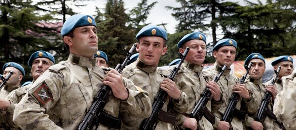 Хуссар Иры гарзджын тыхтӕ Хуссар Иры гарзджын тыхтӕ - Sputnik Хуссар Ирыстон