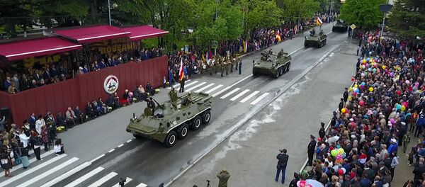 Парад Цхинвалы - Sputnik Хуссар Ирыстон