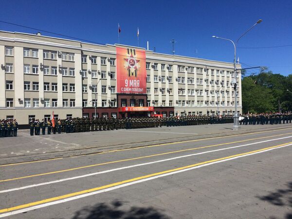 В Северной Осетии 72-б годовщину Победы в Великой Отечественной Войне отметили военным парадом - Sputnik Южная Осетия