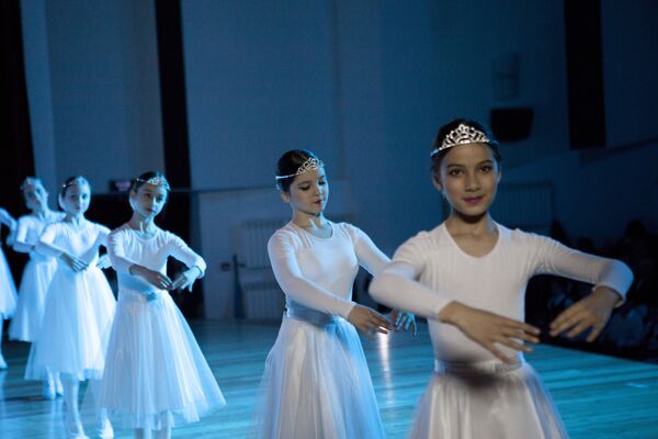 Отчетный концерт хореографической студии КАФТ - Sputnik Южная Осетия