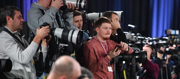 Журналисты на пресс-конференции Журналисты на пресс-конференции - Sputnik Южная Осетия