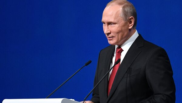 Президент РФ В. Путин на XXI Петербургском международном экономическом форуме. День второй - Sputnik Южная Осетия