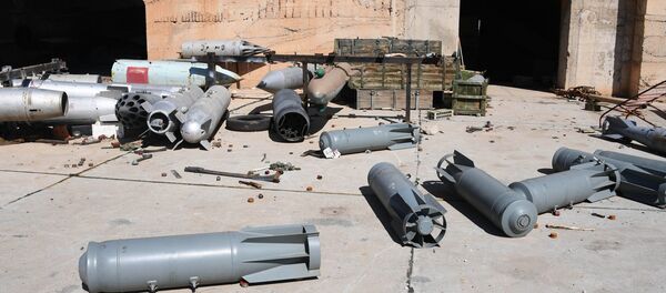 Последствия ракетного удара США по авиабазе Шайрат в Сирии Последствия ракетного удара США по авиабазе Шайрат в Сирии - Sputnik Южная Осетия