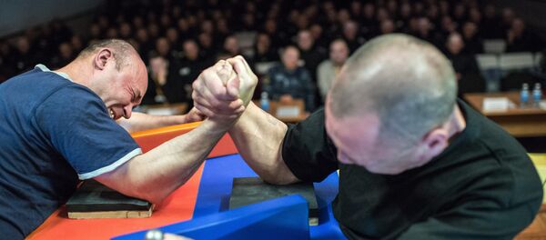 Соревнования по армрестлингу в лечебно-исправительном учреждении № 2 Омской области Соревнования по армрестлингу в лечебно-исправительном учреждении № 2 Омской области - Sputnik Южная Осетия