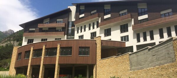 Туристический комплекс в Куртатинском ущелье Северной Осетии Туристический комплекс в Куртатинском ущелье Северной Осетии - Sputnik Южная Осетия