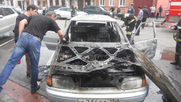 Сгоревший автомобиль во Владикавказе - Sputnik Южная Осетия
