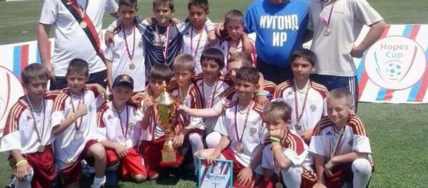 Команда из Южной Осетии ИР - Цхинвал на турнире в Сочи - Sputnik Хуссар Ирыстон