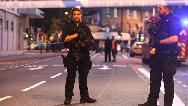 Полиция на месте теракта в Лондоне - Sputnik Южная Осетия