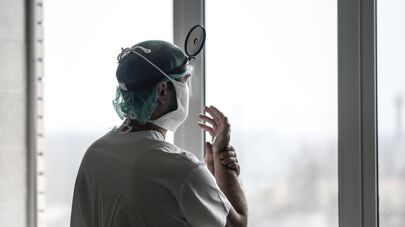 Врач в больнице 