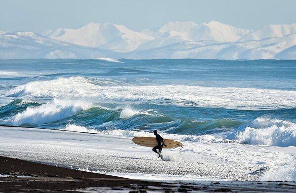 Зимний серфинг на Тихоокеанском побережье России - Sputnik Южная Осетия