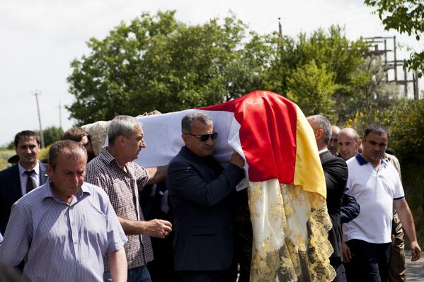 Похороны Нафи Джусойты - Sputnik Южная Осетия