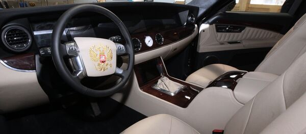 Денис Мантуров посетил ФГУП НАМИ Денис Мантуров посетил ФГУП НАМИ - Sputnik Южная Осетия