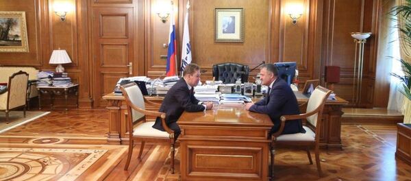 Встреча президент Южной Осетии Анатолия Бибилова с главой Газпрома Алексеем Миллером Встреча президент Южной Осетии Анатолия Бибилова с главой Газпрома Алексеем Миллером - Sputnik Южная Осетия