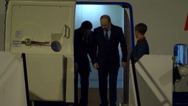 Прибытие  Владимира Путина в Гамбург на саммит G20 - Sputnik Южная Осетия