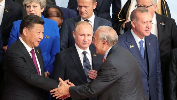 Президент РФ Владимир Путин на церемонии совместного фотографирования глав делегаций государств-участников Группы двадцати - Sputnik Южная Осетия