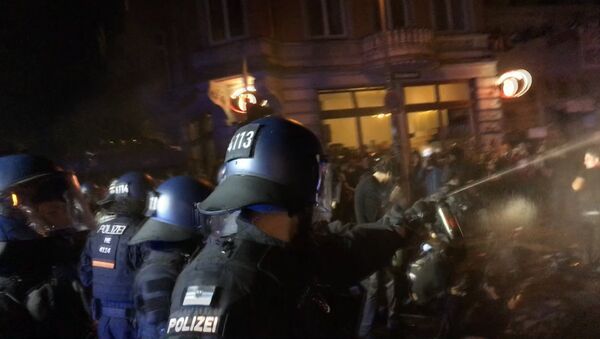 Третья ночь беспорядков в Гамбурге - Sputnik Южная Осетия
