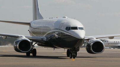 Авиалайнер Боинг 737 