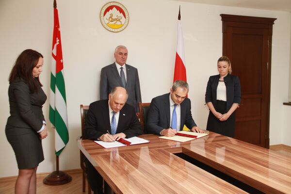 Подписание соглашения глава МИД Южной Осетии и Абхазии - Sputnik Южная Осетия