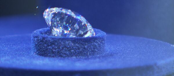 Самый чистый и дорогой бриллиант в истории ювелирного дела в России Самый чистый и дорогой бриллиант в истории ювелирного дела в России - Sputnik Южная Осетия