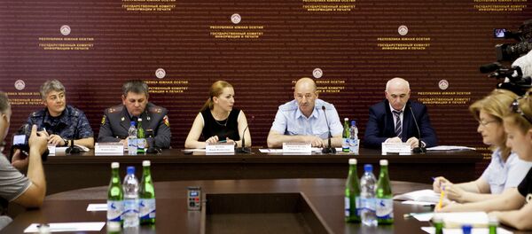 Пресс-конференция главы МВД Южной Осетии Игоря Наниева Пресс-конференция главы МВД Южной Осетии Игоря Наниева - Sputnik Южная Осетия