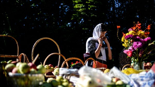 Празднование Яблочного спаса в городах России - Sputnik Южная Осетия
