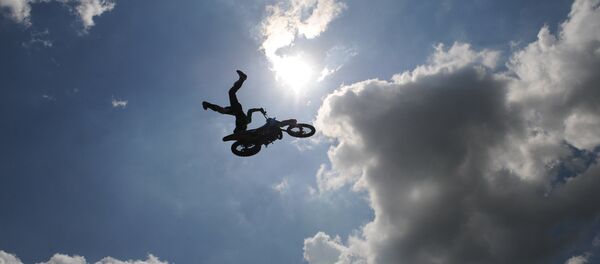 Мотоциклист Мотоциклист - Sputnik Хуссар Ирыстон