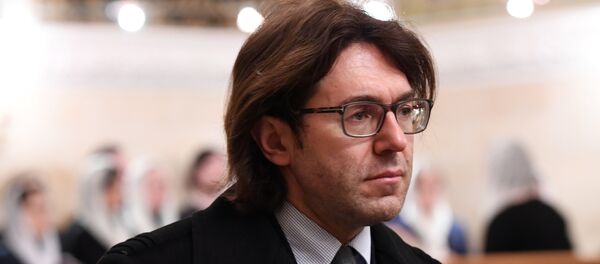 Патриарх Кирилл совершил заупокойную литию в храме Христа Спасителя по погибшим в метро Санкт–Петербурга Патриарх Кирилл совершил заупокойную литию в храме Христа Спасителя по погибшим в метро Санкт–Петербурга - Sputnik Южная Осетия