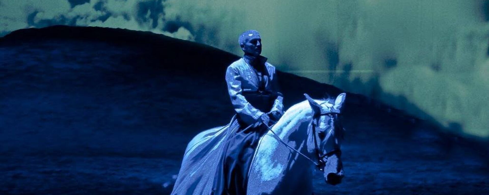 Выступление конного театра Odysseo by Cavalia - Sputnik Южная Осетия, 1920, 30.08.2017