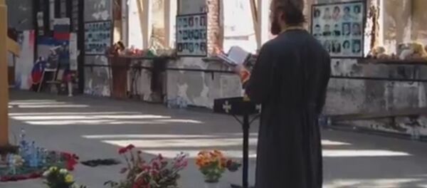 Вальтер из Дом-2 в школе в Беслане Вальтер из Дом-2 в школе в Беслане - Sputnik Южная Осетия