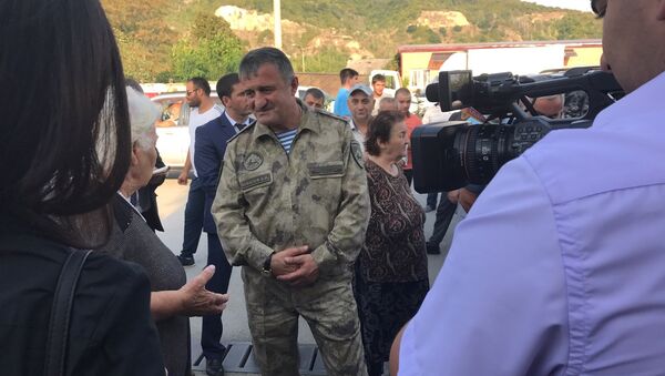Анатолий Бибилов на встрече с жителями города - Sputnik Южная Осетия