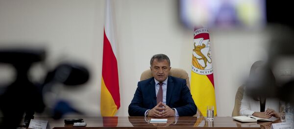 Президент РЮО Анатоли1 Бибилов Президент РЮО Анатоли1 Бибилов - Sputnik Южная Осетия