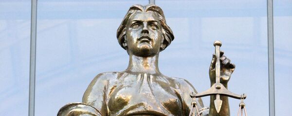 Фемида на здании Верховного суда РФ Фемида на здании Верховного суда РФ - Sputnik Южная Осетия