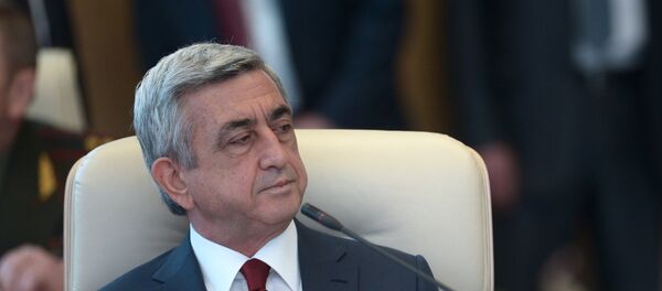 Президент Армении Серж Саргсян Президент Армении Серж Саргсян - Sputnik Южная Осетия