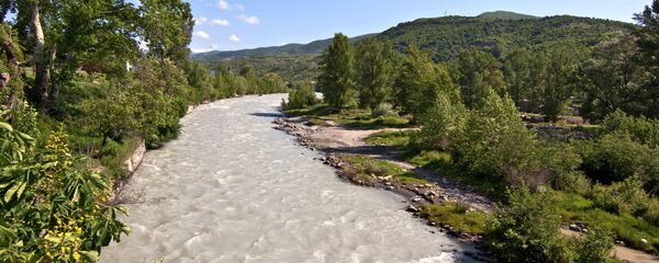 Река Большая Лиахва в Цхинвале Река Большая Лиахва в Цхинвале - Sputnik Хуссар Ирыстон
