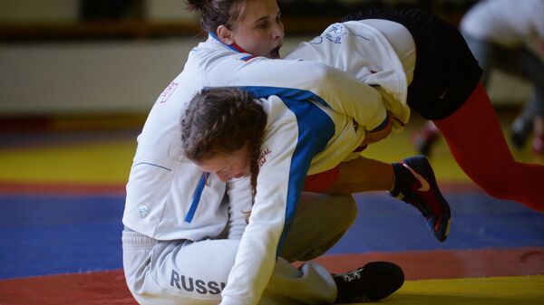 Подготовка женской сборной по вольной борьбе к Олимпийским Играм - Sputnik Южная Осетия