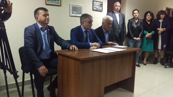 Сотрудникам государственной телерадиокомпании Ир представили нового директора - Sputnik Южная Осетия