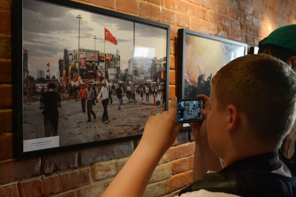 Открытие выставки фотокорреспондента МИА Россия сегодня Андрея Стенина - Sputnik Южная Осетия
