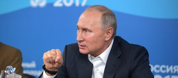 Президент РФ В. Путин принял участие в открытии Всемирного фестиваля молодёжи и студентов в Сочи Президент РФ В. Путин принял участие в открытии Всемирного фестиваля молодёжи и студентов в Сочи - Sputnik Южная Осетия