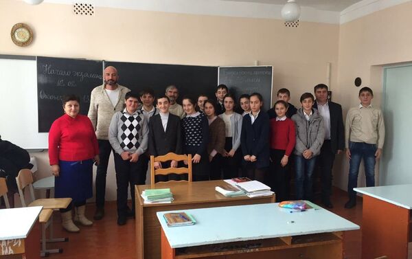 Школа в Алагире. Акция о вреде наркотиков - Sputnik Южная Осетия