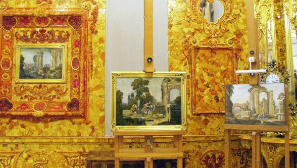 Восстановленная часть Янтарной комнаты в Екатерининском дворце в Пушкине - Sputnik Южная Осетия